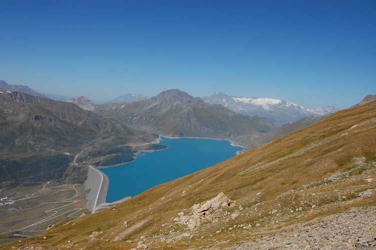 19 agosto 2012-Il lago del Moncenisio visto dai pressi della Batteriia del Lamet