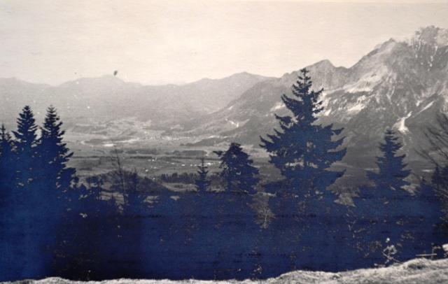 Vista panoramica della Valle del Gail in Austria, la foto è stata scattata dal crinale del M.te Cavallar e più precisamente dal prato adiacente la baita di proprietà del Sig. Piussi Giuseppe (ex Podlipnik)